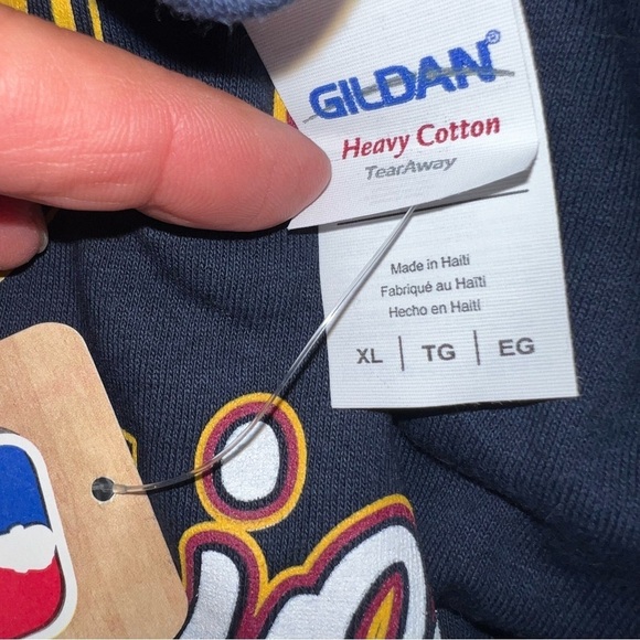 Cleveland Cavaliers 2016 NBA Championship Men’s T-shirt Size XL NWT - Picture 8 of 10